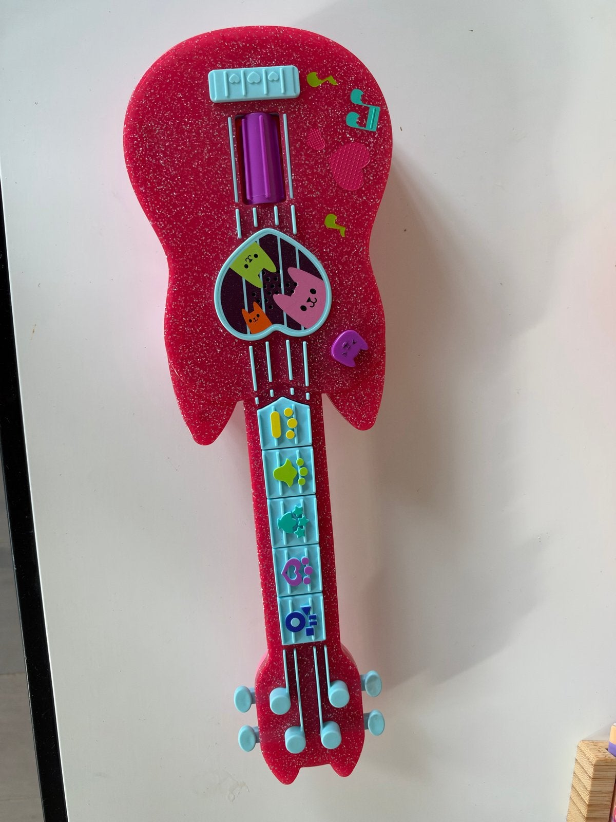 Gabby's Poppenhuis Gitaar - Speelgoedgitaar met Geluid, Ophalen of Verzenden, Zo goed als nieuw, Overige typen, Met geluid