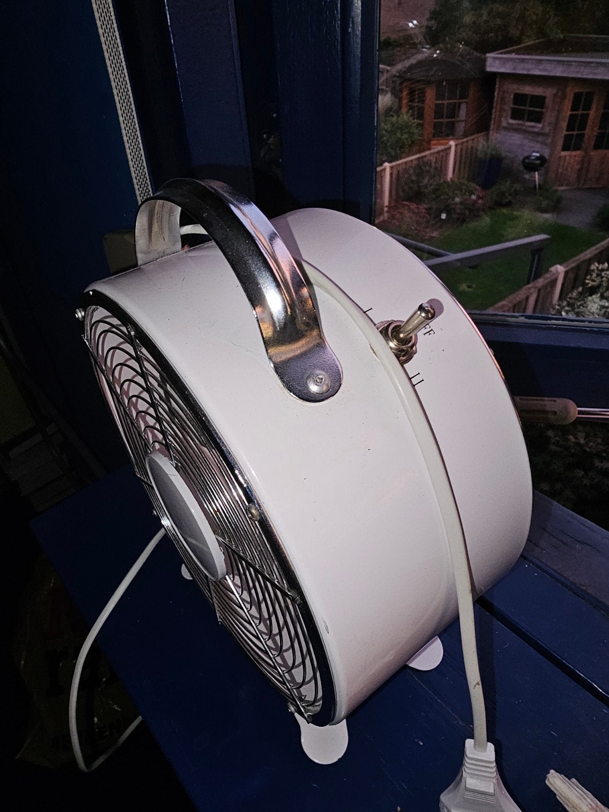witte metalen ventilator, Ophalen of Verzenden, Zo goed als nieuw, Statiefventilator