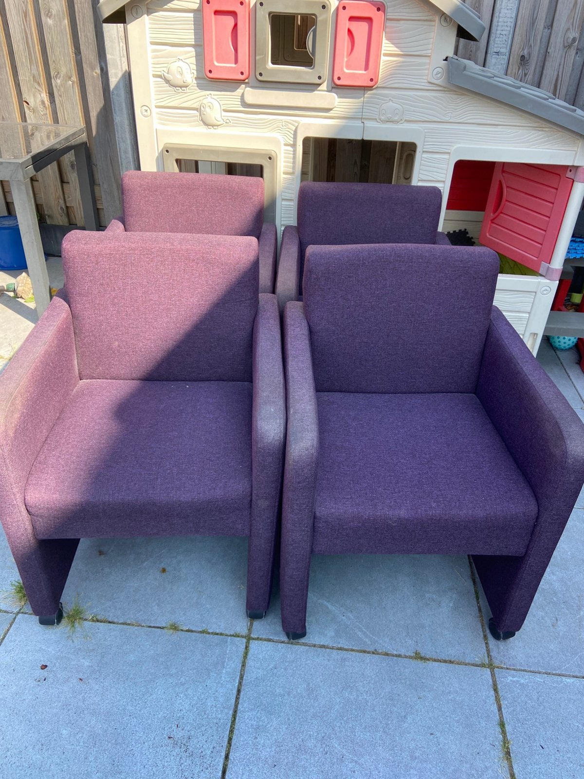 4 eetstoelen op wielen, Ophalen, Gebruikt, Stof, Vier