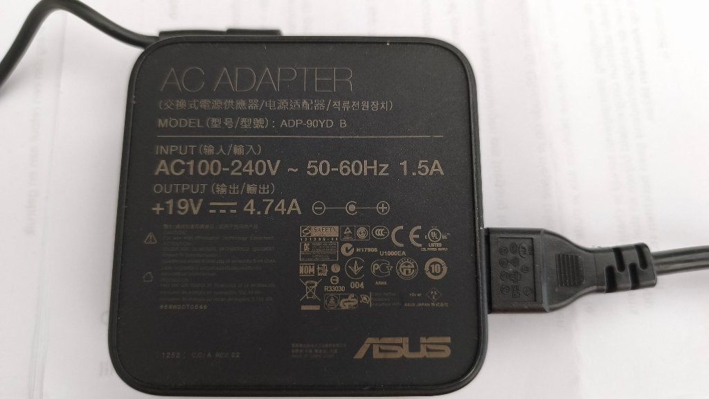 originele asus laptop AC adapter ADP-90YD B 90W, Computers en Software, Laptop-opladers, Ophalen of Verzenden, Zo goed als nieuw