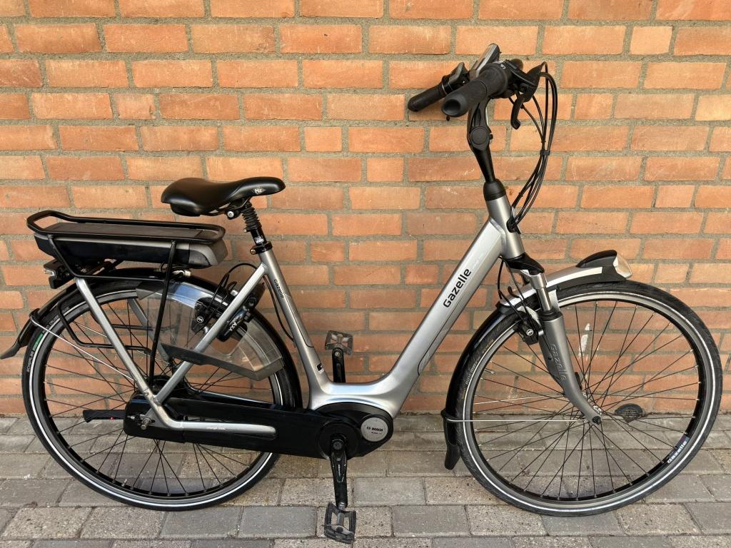 Gazelle Orange C330 Enviolo D53 400Wh HMB Bosch Middenmotor, 51 tot 55 cm, Ophalen, Zo goed als nieuw, Gazelle