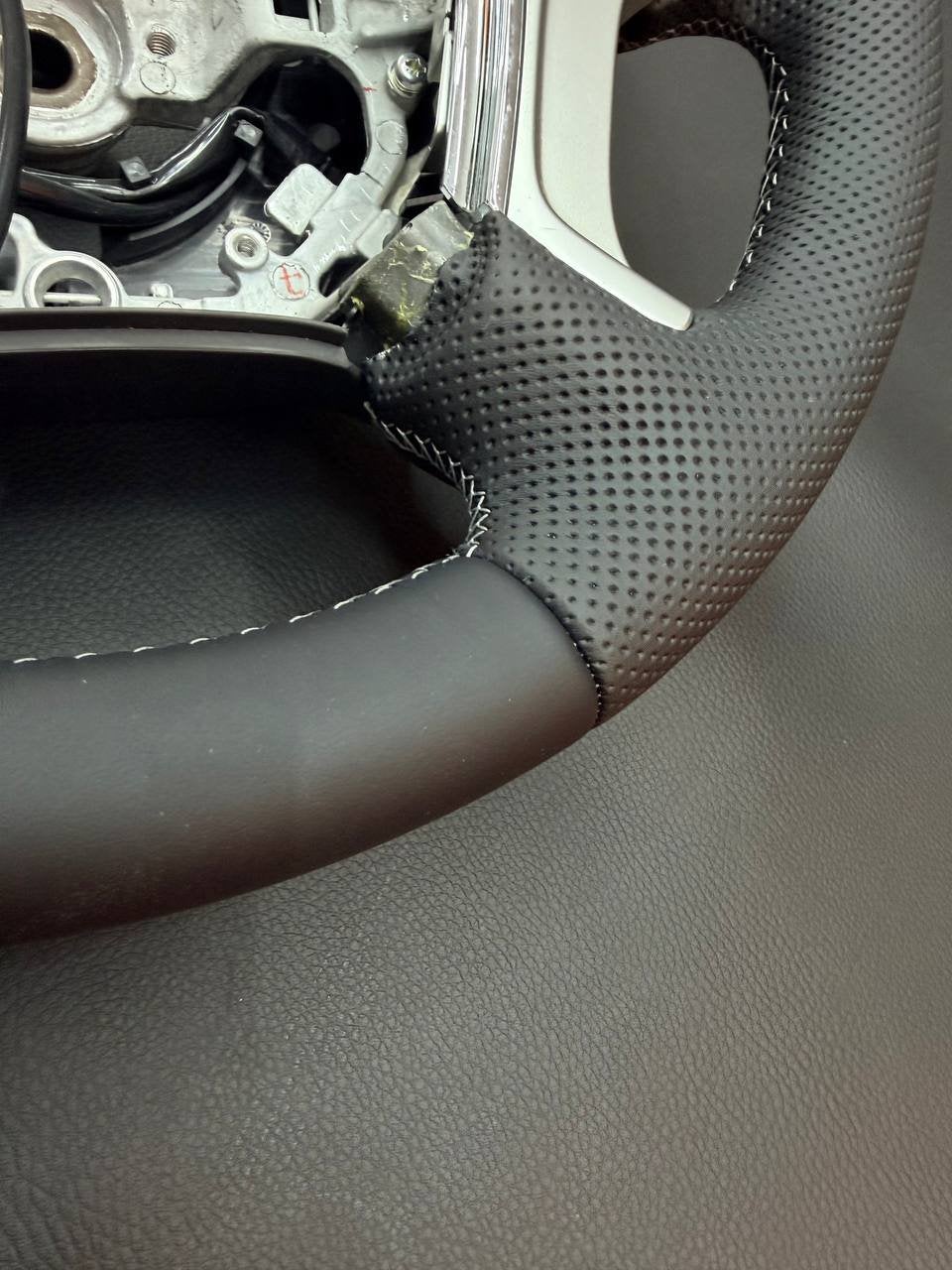 Stuurwiel Stuur Mitsubishi Outlander NIEUW LEER, Nieuw, Ophalen of Verzenden, Mitsubishi