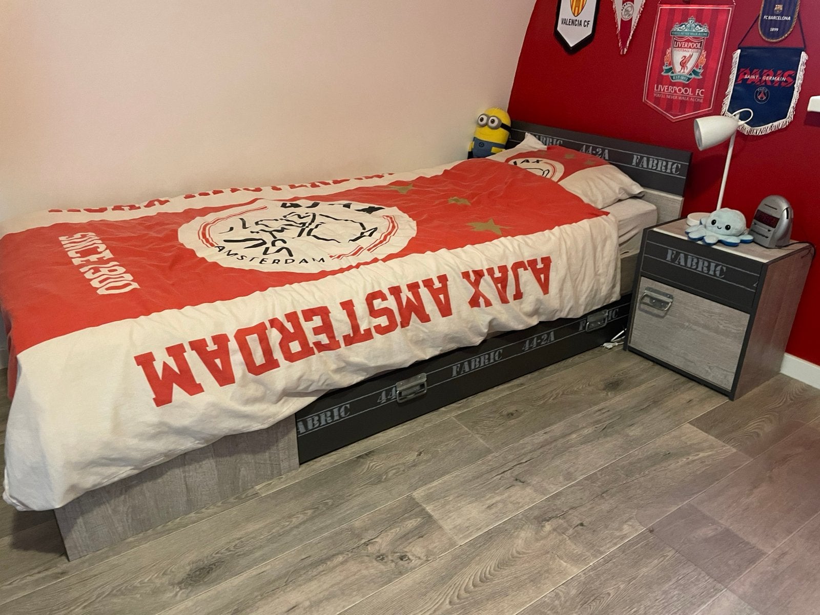 Bed met lades en bureau, Ophalen, Zo goed als nieuw, Eenpersoons