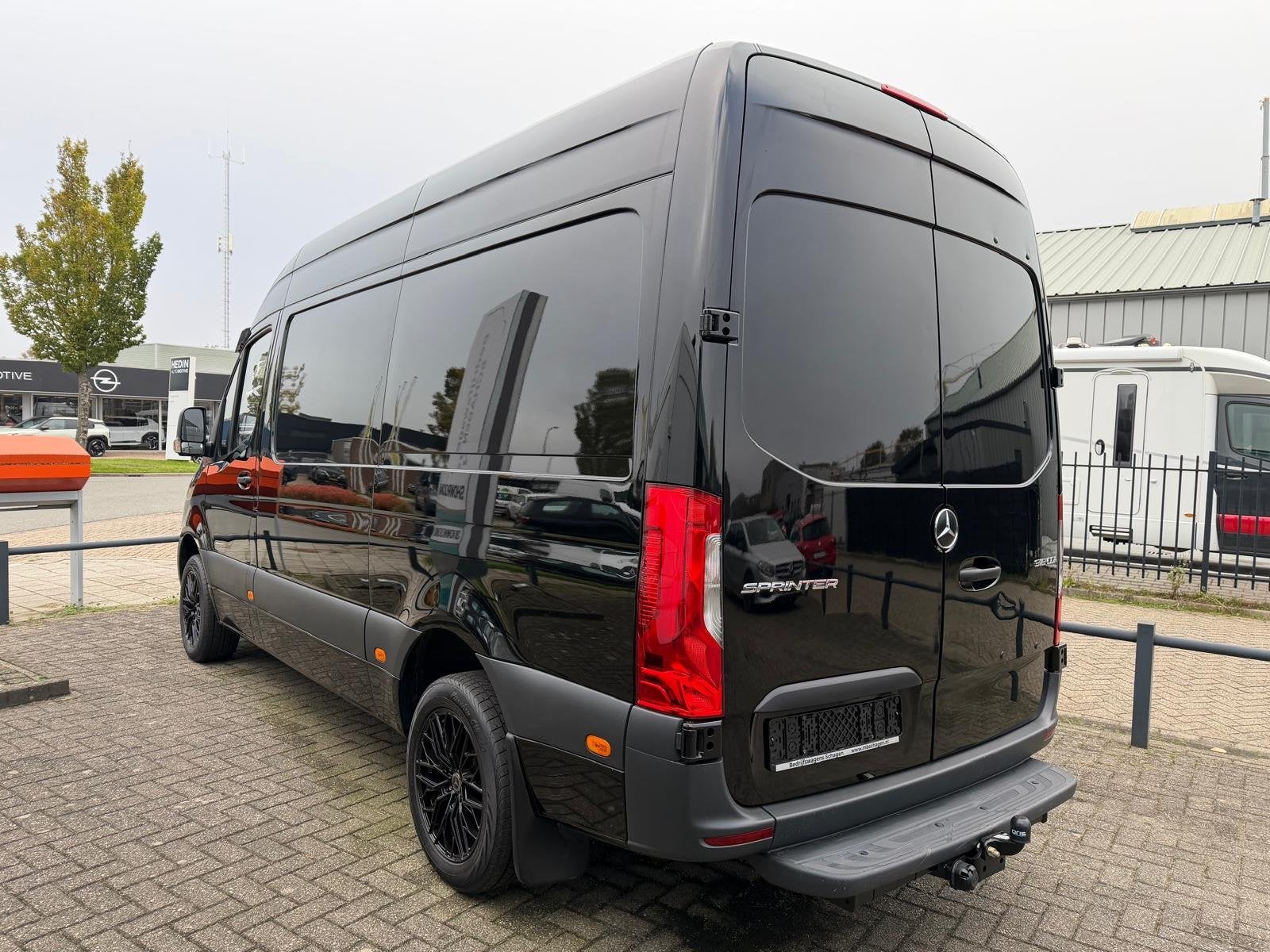 Mercedes-Benz Sprinter 316 CDI L2H2 Euro 6 | 3.5T Trekhaak |, Auto's, 13 km/l, Dealer onderhouden, Achterwielaandrijving, Gebruikt