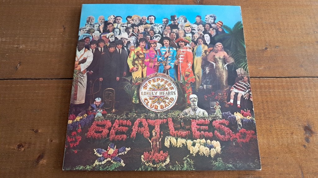 lp album The Beatles, Sgt. Pepper's Lonely Hearts Club Band, Gebruikt, Ophalen of Verzenden, Gatefold hoes, 12 inch