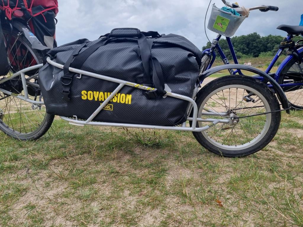 Bob Yak fietskar met tas te huur, Gebruikt, Bagagekar, 60 tot 80 kg, Ophalen