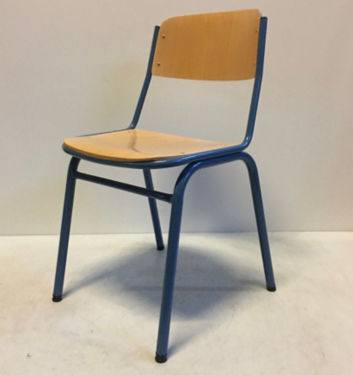 Eromes vintage schoolstoel blauw (MDK-106418) te koop, Ophalen