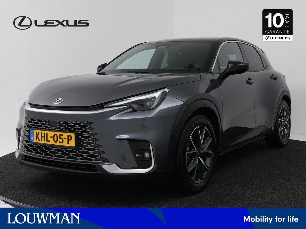 Lexus LBX Cool AWD | Premium Pack | BLS | (bj 2025), Auto's, Lexus, 12 maanden, 136 pk, Gebruikt, Bedrijf