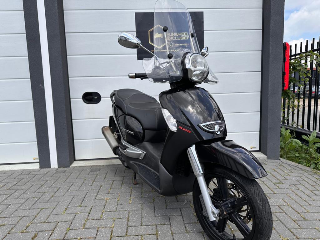 Aprilia Scarabeo 300 S Motorscooter Zwart Alarm | Akrapovic, Ophalen, Gebruikt, Overige modellen, Benzine