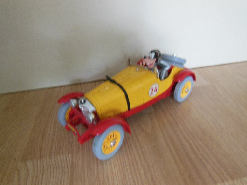 GOOFY  DISNEY Mercedes 1:18  BURAGO, Ophalen of Verzenden, Gebruikt, Auto, Bburago