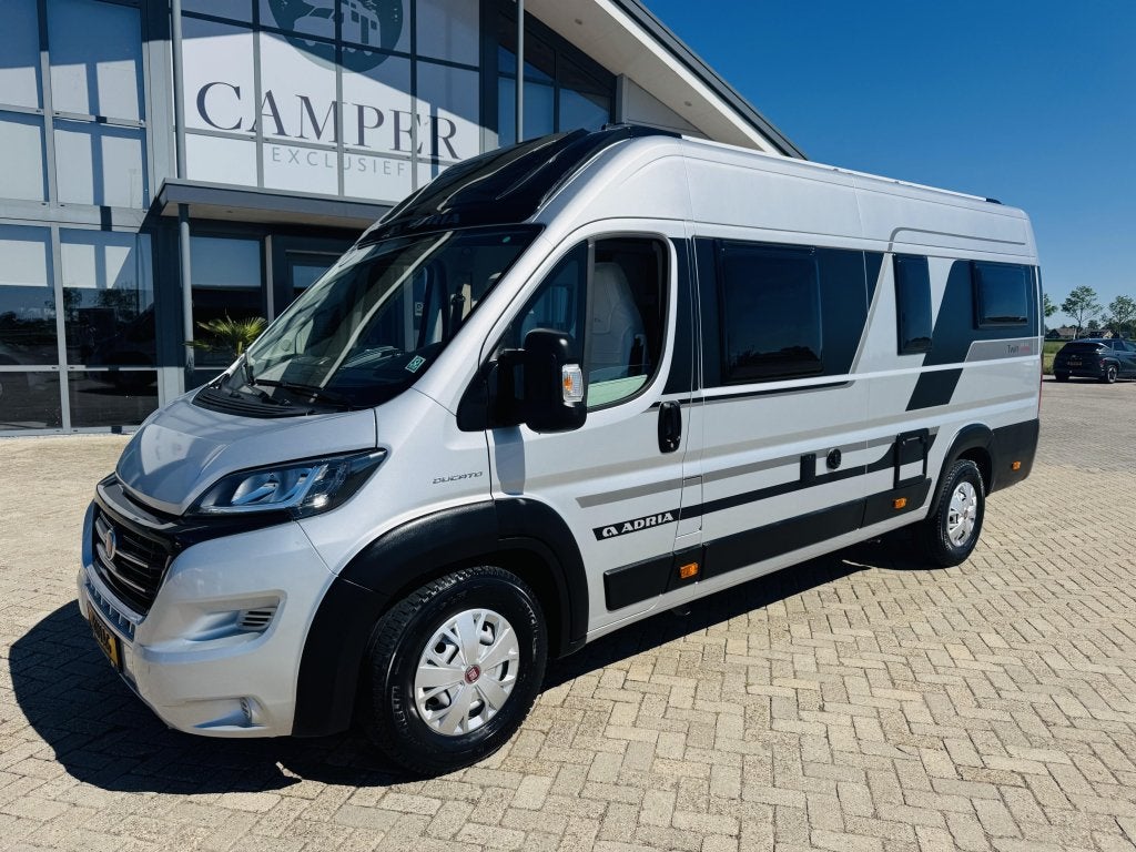 Foto 9 van Adria Twin Supreme 640 SLB Enkele bedden 2019