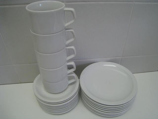 Vintage servies, wit. 23 stuks. Seltmann, Weiden, W. Germany, Gebruikt, Ophalen of Verzenden, Bord(en), Wedgwood
