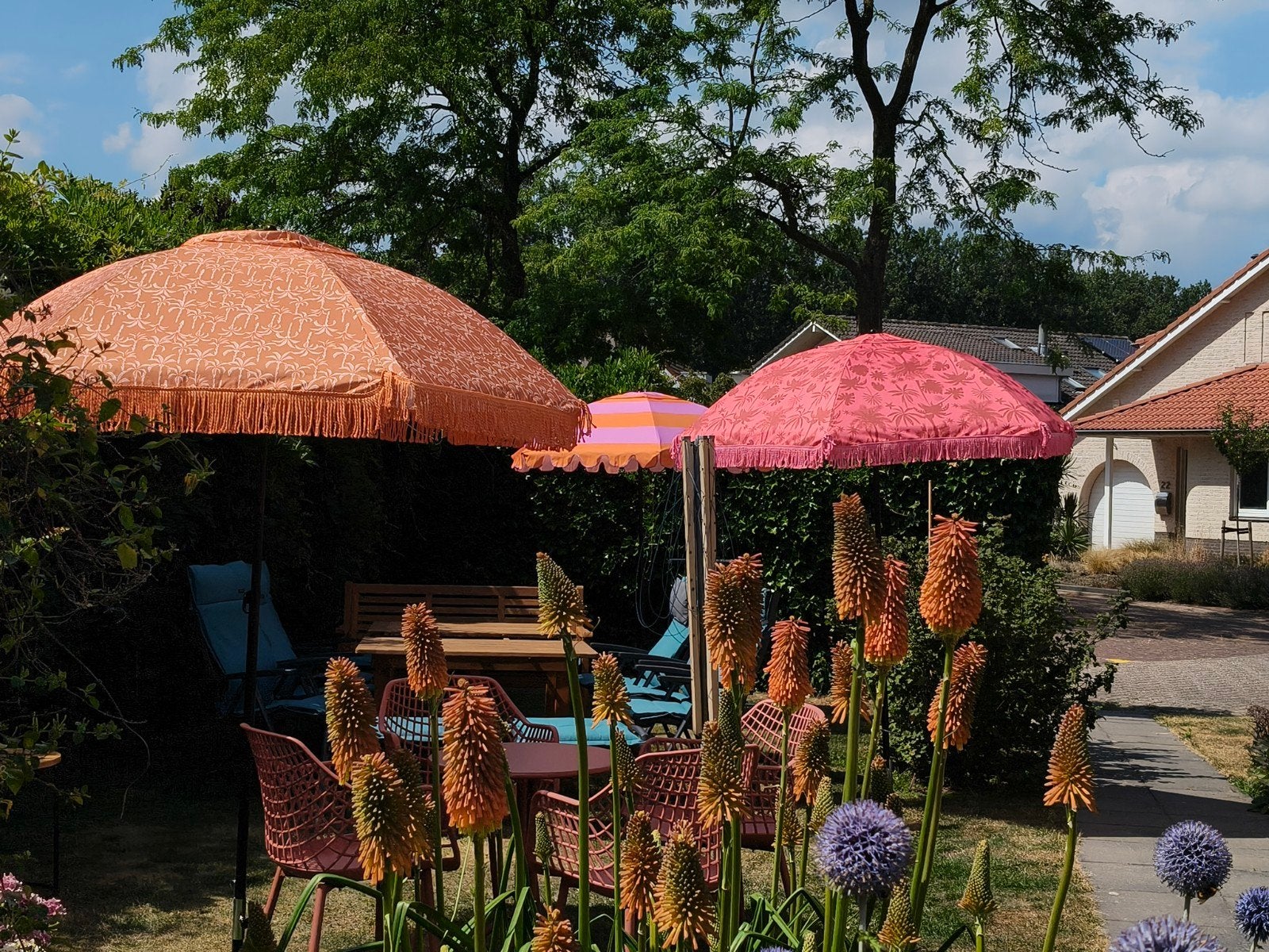 TE HUUR: 3 Vintage parasols, Ophalen, Overige