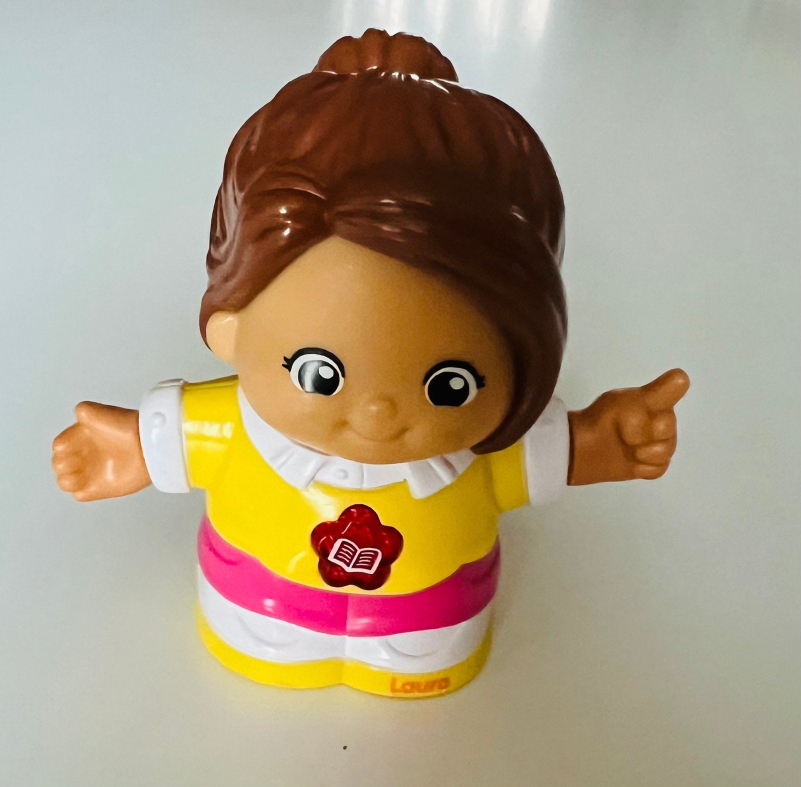 Interactief "Laura" uit de VTech serie "Vrolijke Vriendjes", Kinderen en Baby's, Speelgoed | Vtech, Ophalen of Verzenden, Zo goed als nieuw