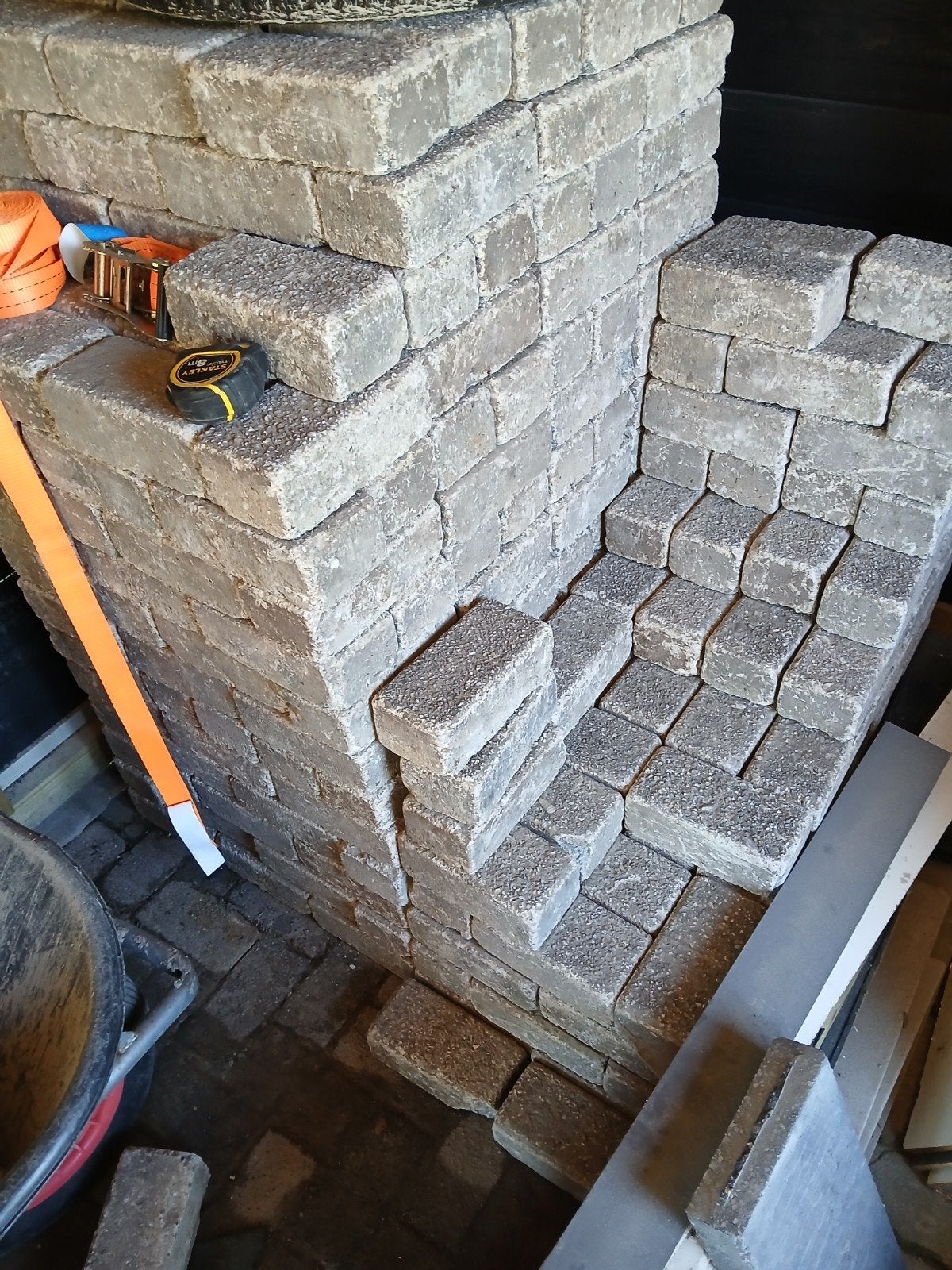 Gebruikte betonklinkers ca. 9m2 - 21x10,5x8 cm, Tuin en Terras, Tegels en Klinkers, Gebruikt, Klinkers, Beton, 5 tot 10 m²