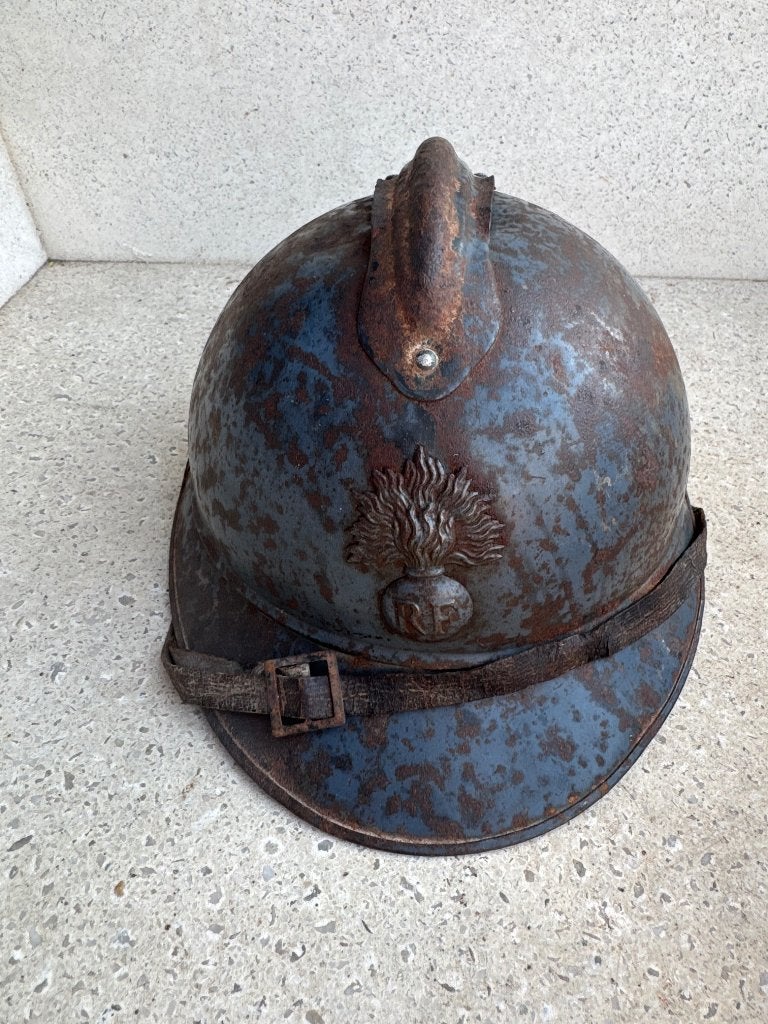 Wo1 Franse infanterie helm op naam, Verzamelen, Militaria | Algemeen, Ophalen of Verzenden, Landmacht, Overige gebieden, Foto of Poster