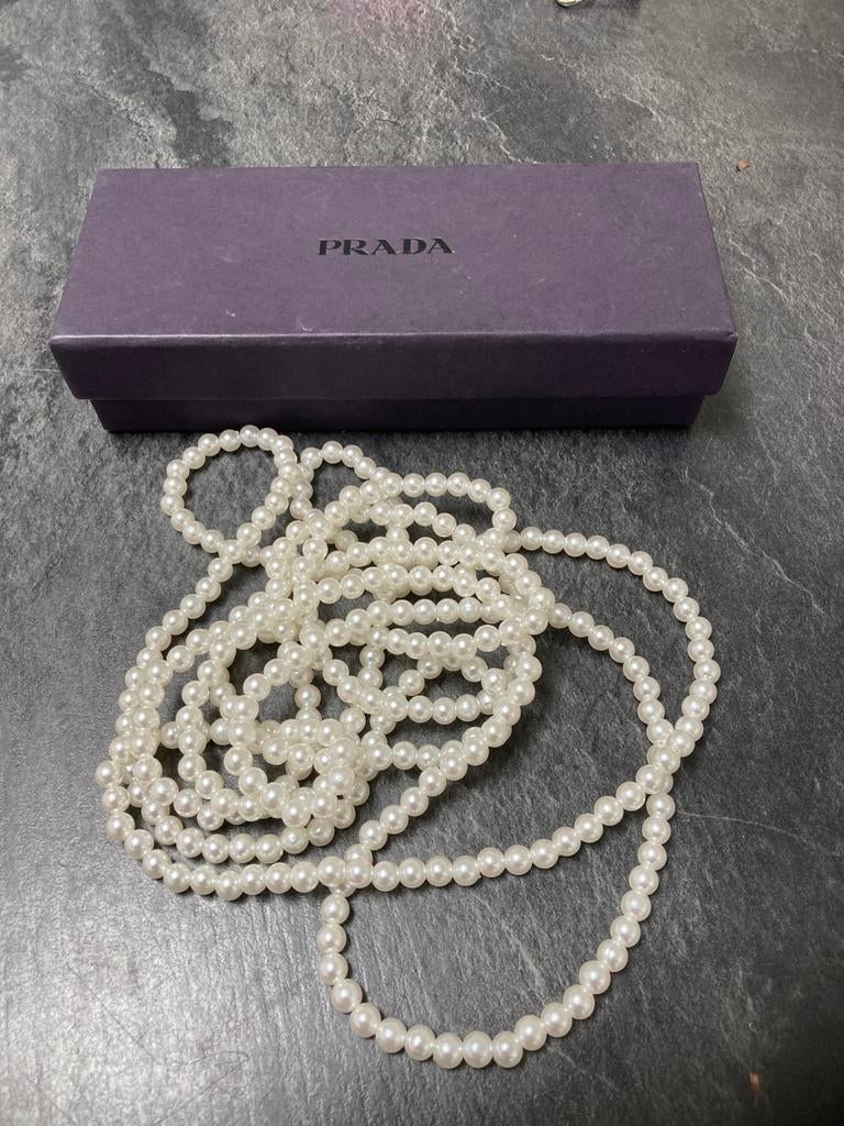 Elegante parelketting, tijdloos en veelzijdig, Sieraden, Tassen en Uiterlijk, Kettingen, Zo goed als nieuw, Overige materialen