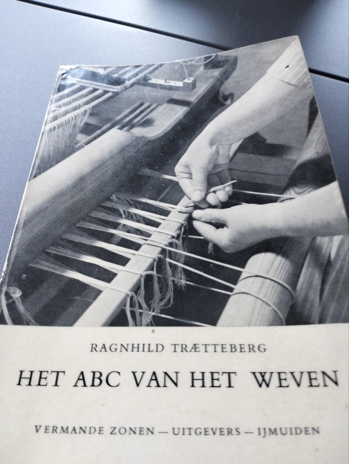 Het ABC van het Weven - Ragnhild Trætteberg, Boeken, Hobby en Vrije tijd, Gelezen, Overige onderwerpen, Ophalen of Verzenden