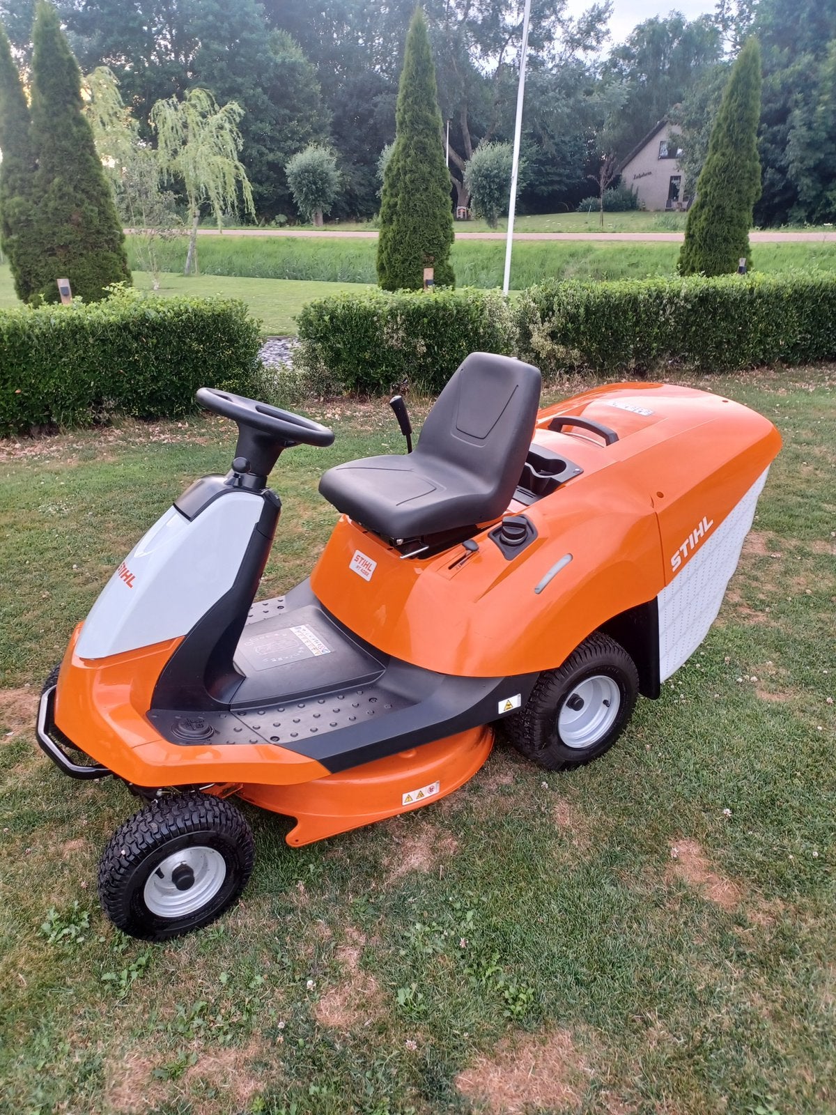 Buitenkans, Stihl RT 4082, Ophalen, Zo goed als nieuw