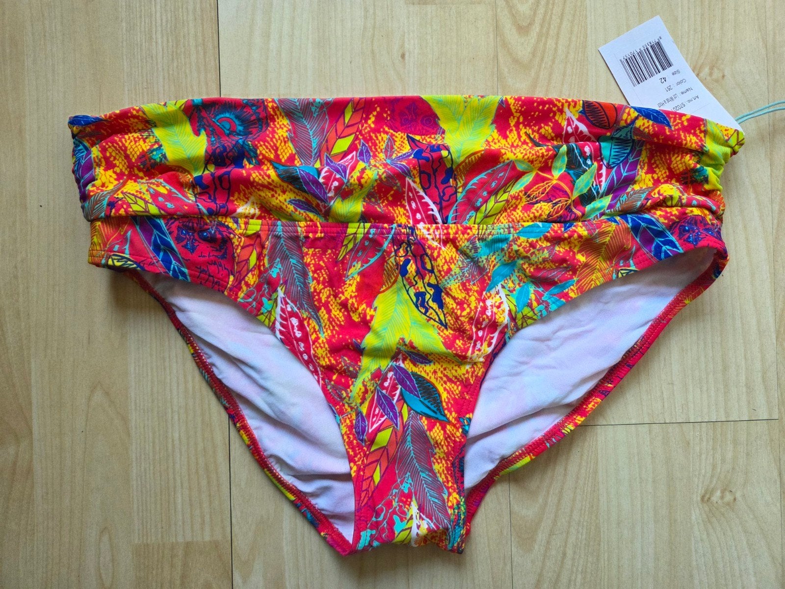 Bikini broekje met print Beachlife maat 42 nieuw
Nieuwprijs, Ophalen of Verzenden, Nieuw, Bikini