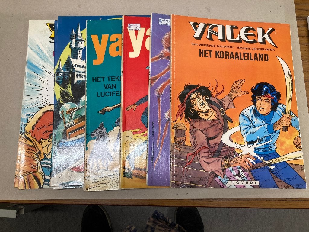 T.K. nog 6 stripboeken van Yalek zie actuele lijst, Meerdere stripboeken, Ophalen of Verzenden, Gelezen