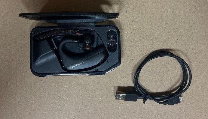 ☎️ Poly Plantronics 5200 USB Bluetooth headset CASE ☎️, Ophalen of Verzenden, Zo goed als nieuw, 1 handset