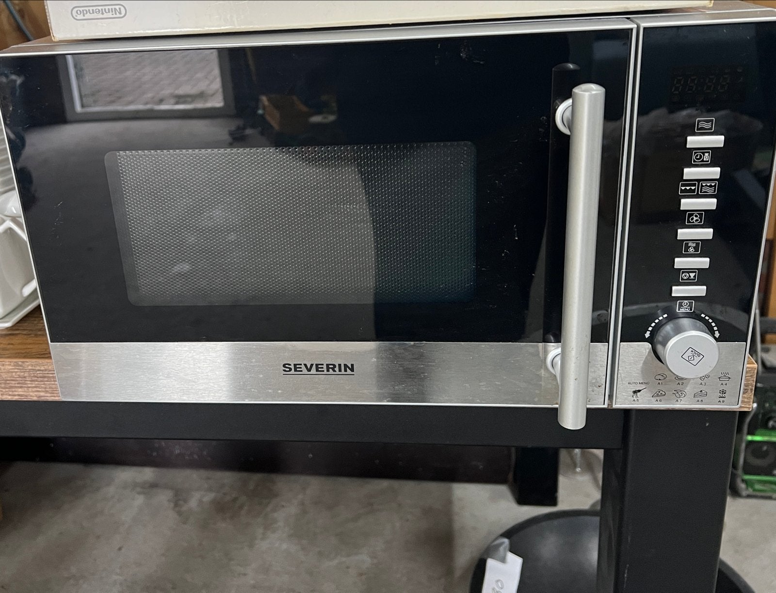 Severin Combimagnetron MW 9722 - Zilver/Zwart, Ophalen, Combimagnetron, Gebruikt, Grill