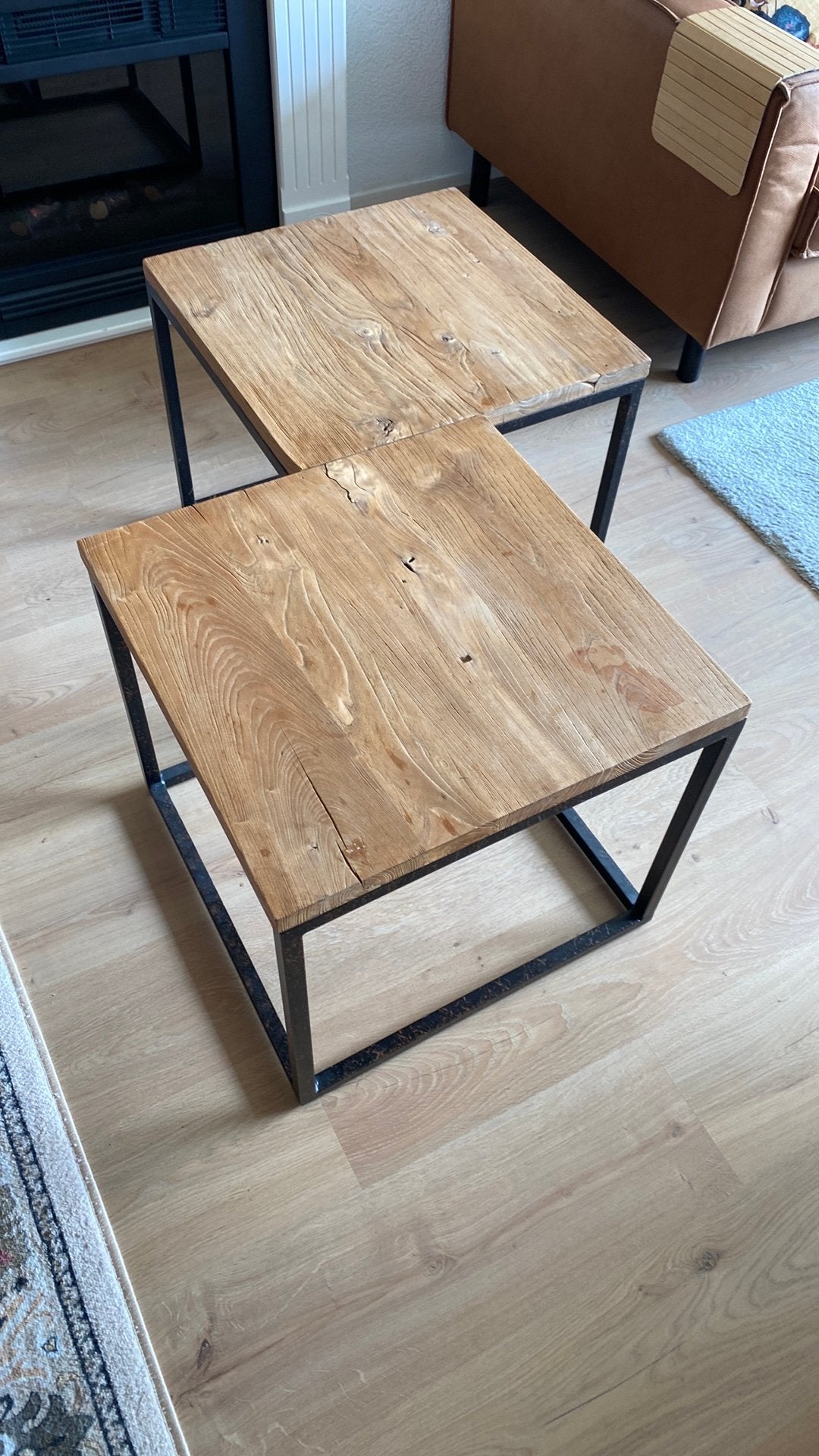 Set van 2 robuuste bijzettafels met houten blad, Ophalen, Minder dan 45 cm, Minder dan 55 cm, Gebruikt
