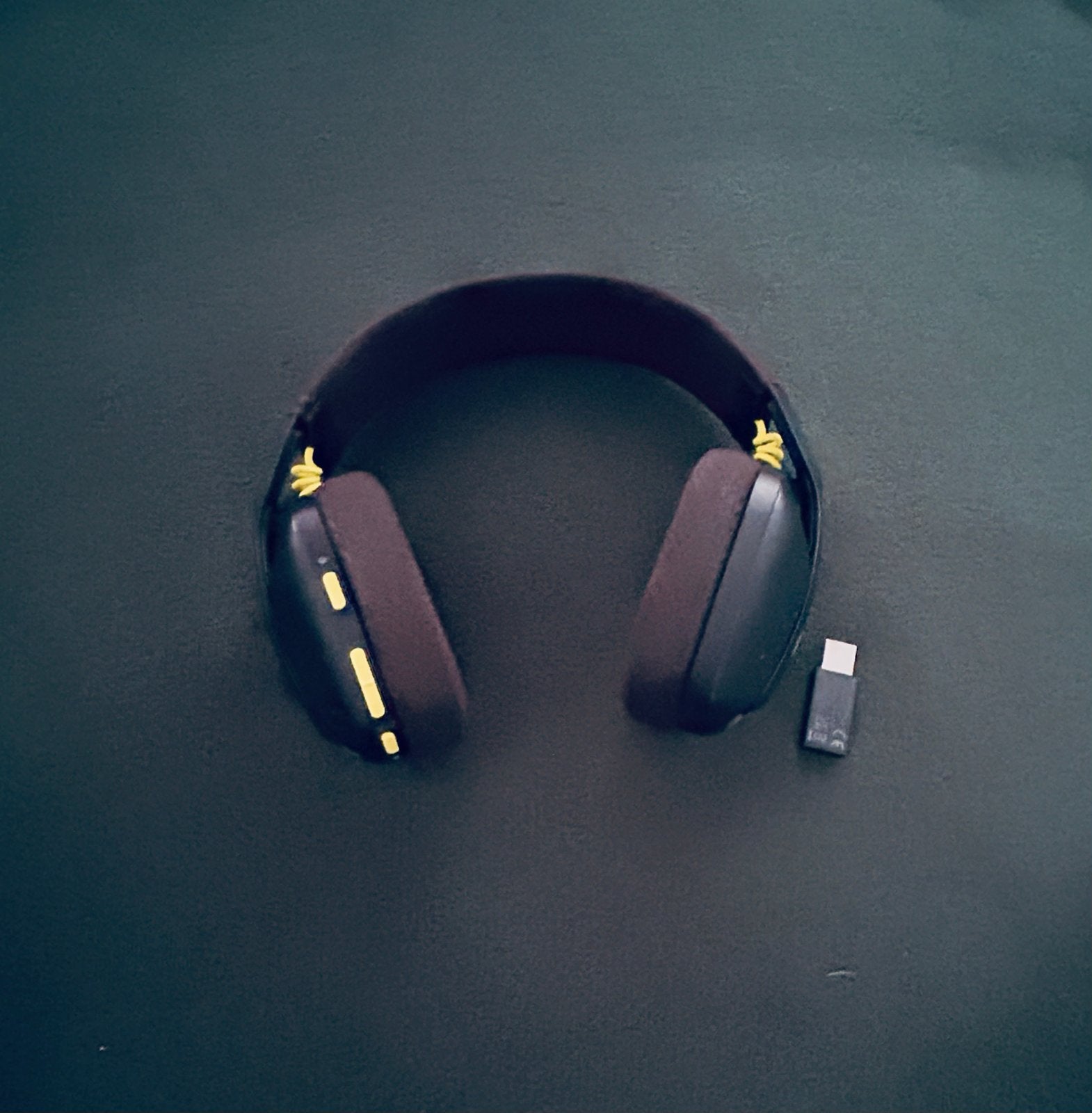 Logitech G435 Lightspeed Gaming Headset Zwart/Geel, Gaming, Logitech, Ophalen of Verzenden, Zo goed als nieuw