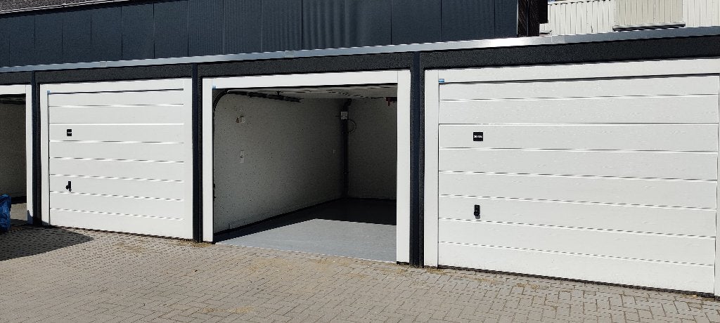 Garagebox 13,5 m² te huur Pijnacker–€295 p/m–24/7 beveiligd, Zuid-Holland