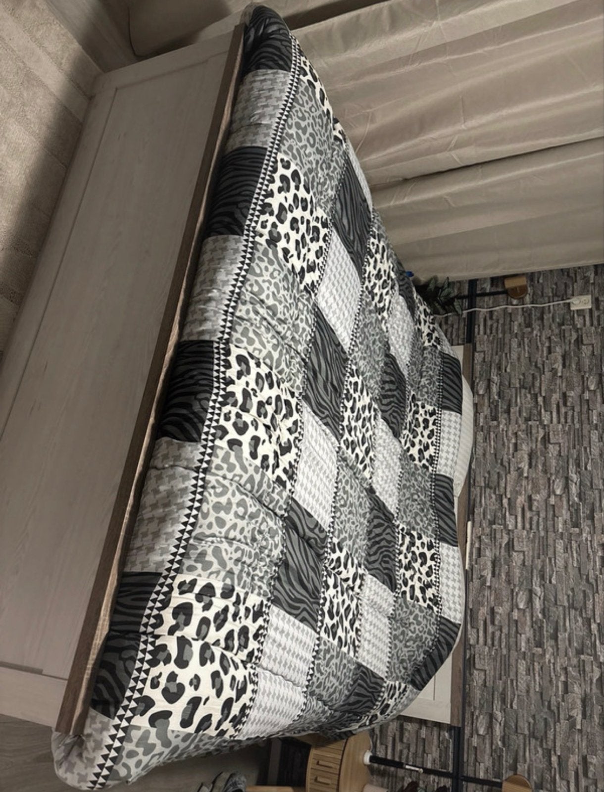 Extra dik en warm dekbed 240x220 - 100% polyester, Ophalen of Verzenden, Gebruikt, Meerkleurig, Deken of Dekbed