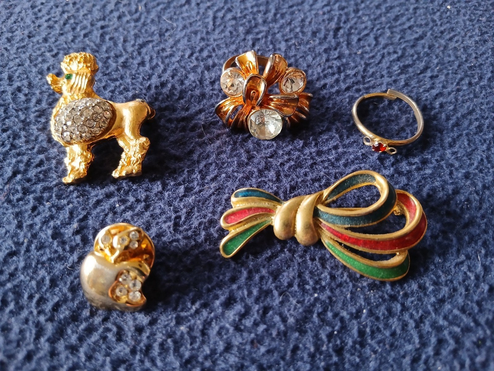 oude sieraden Bijoux totaalprijs 10 euro, Ophalen of Verzenden, Overige materialen
