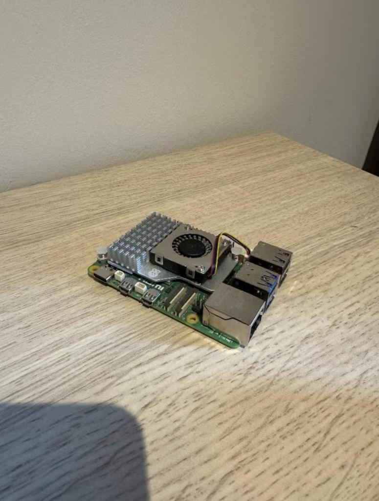 Raspberry Pi 5 8GB | Compleet met originele USB-C adapter, Verzenden, Zo goed als nieuw