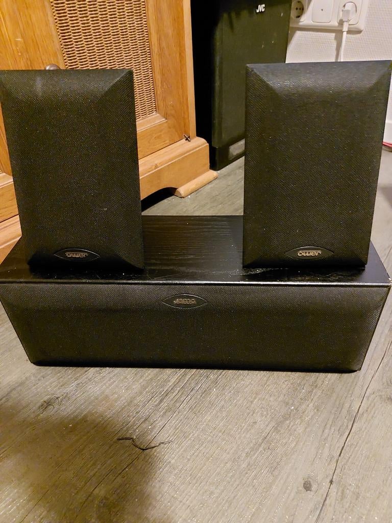 Jamo 2.1 Luidsprekerset: Center Speaker Satellieten 220 watt, Ophalen of Verzenden, 60 tot 120 watt, Jamo