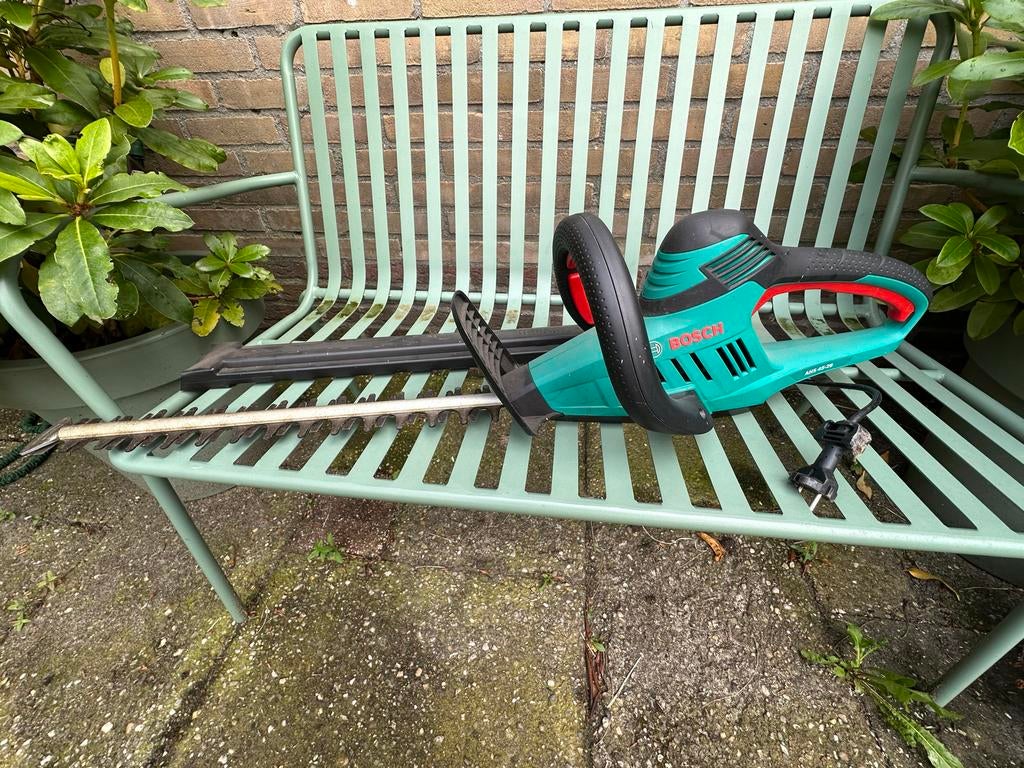 Bosch AHS 45-26 Heggenschaar, Tuin en Terras, Heggenscharen, Ophalen, Zo goed als nieuw, Elektrisch