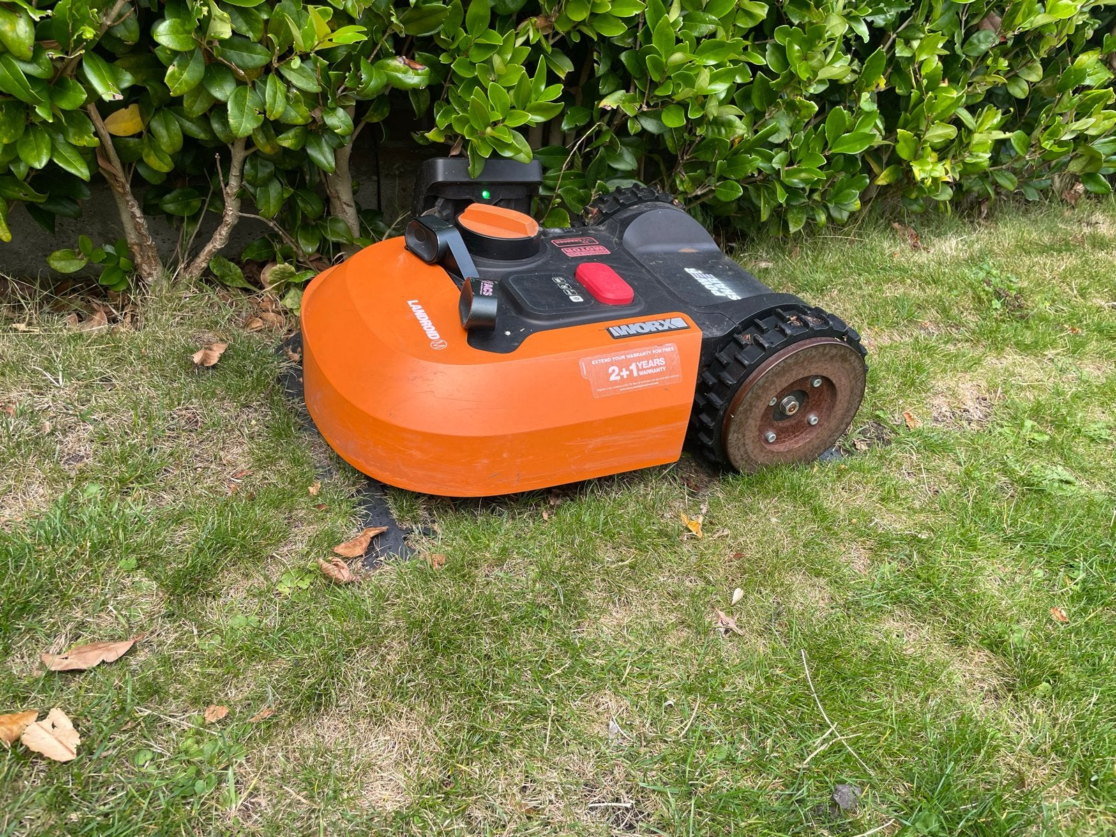 Worx Landroid S300 robotmaaier - Automatisch grasmaaien, Ophalen, Cirkelmaaier, Gebruikt, Minder dan 30 cm