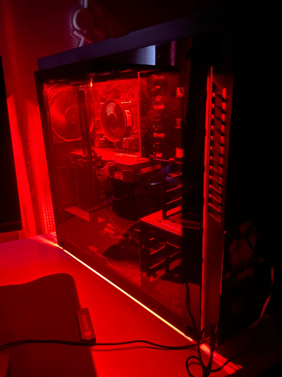 High-end pre-build Game Pc, Spelcomputers en Games, Games | Pc, Zo goed als nieuw, Overige genres, 1 speler, Vanaf 3 jaar, Online