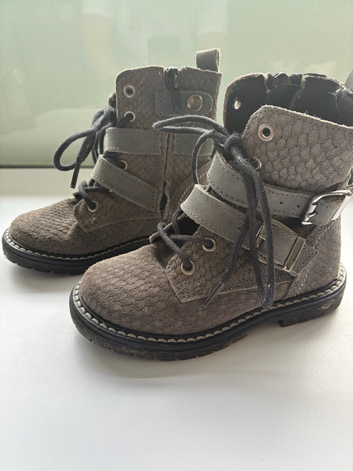 Stoere enkellaarsjes/ boots. Maat 23. Z.g.a.n., Kinderen en Baby's, Ophalen of Verzenden, Zo goed als nieuw, Meisje, Laarzen