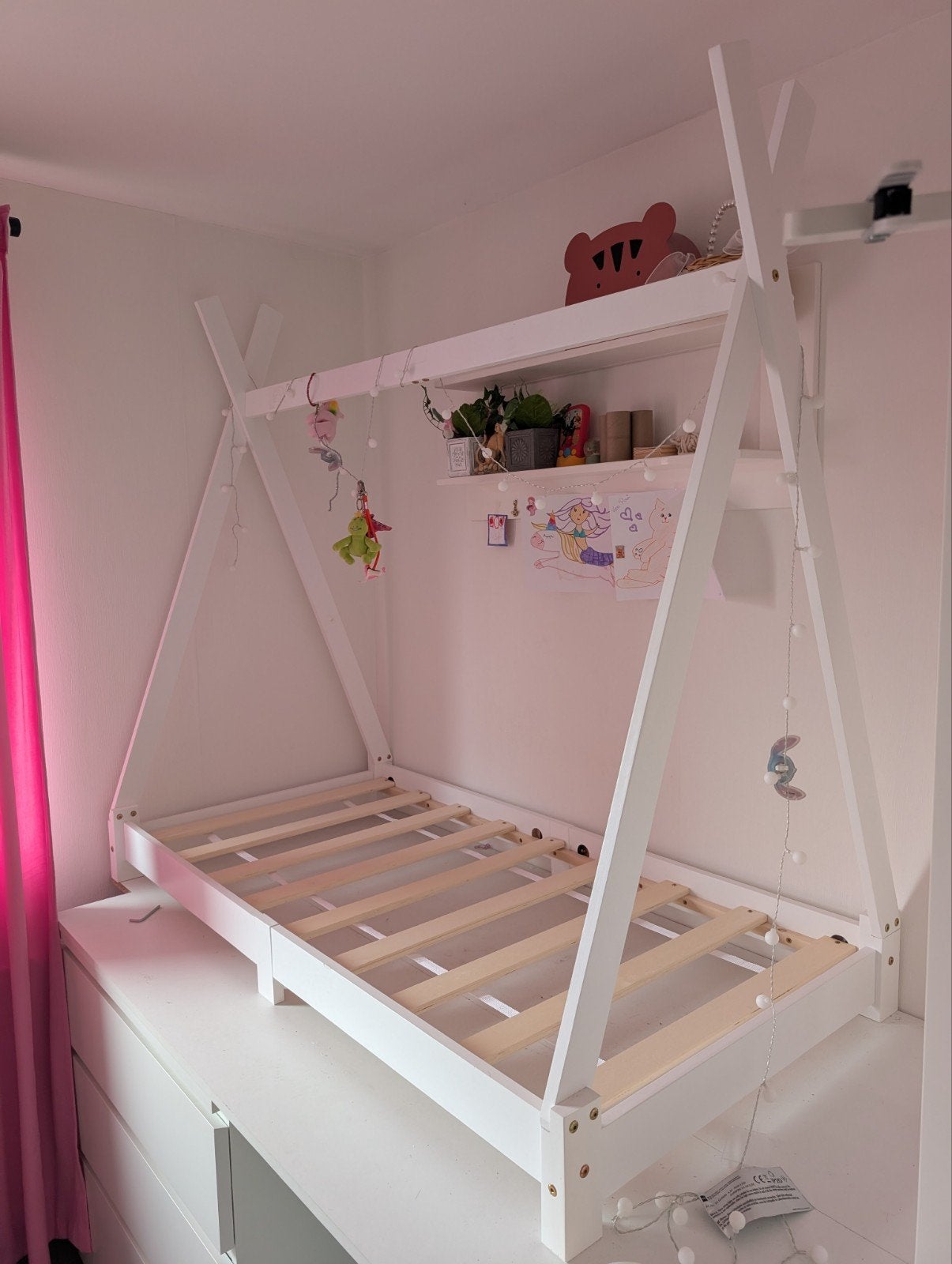 Wit kinderbed met lattenbodem - Tipi stijl