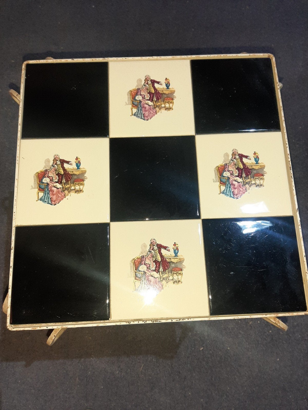2 vintage bijzettafeltje met tegels, Huis en Inrichting, Ophalen, Minder dan 55 cm, Gebruikt, Vierkant