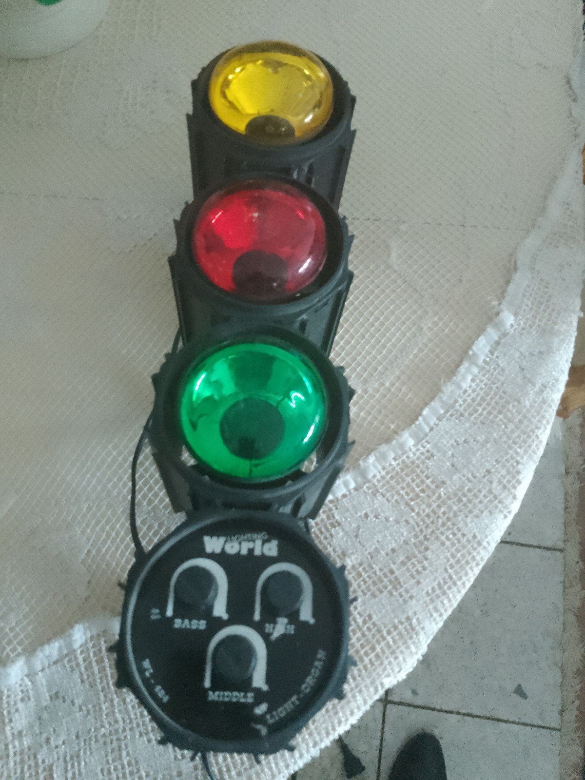 Gezocht: Lichtorgel discolamp (verkeerslicht model), Muziek en Instrumenten, Licht en Laser, Ophalen of Verzenden