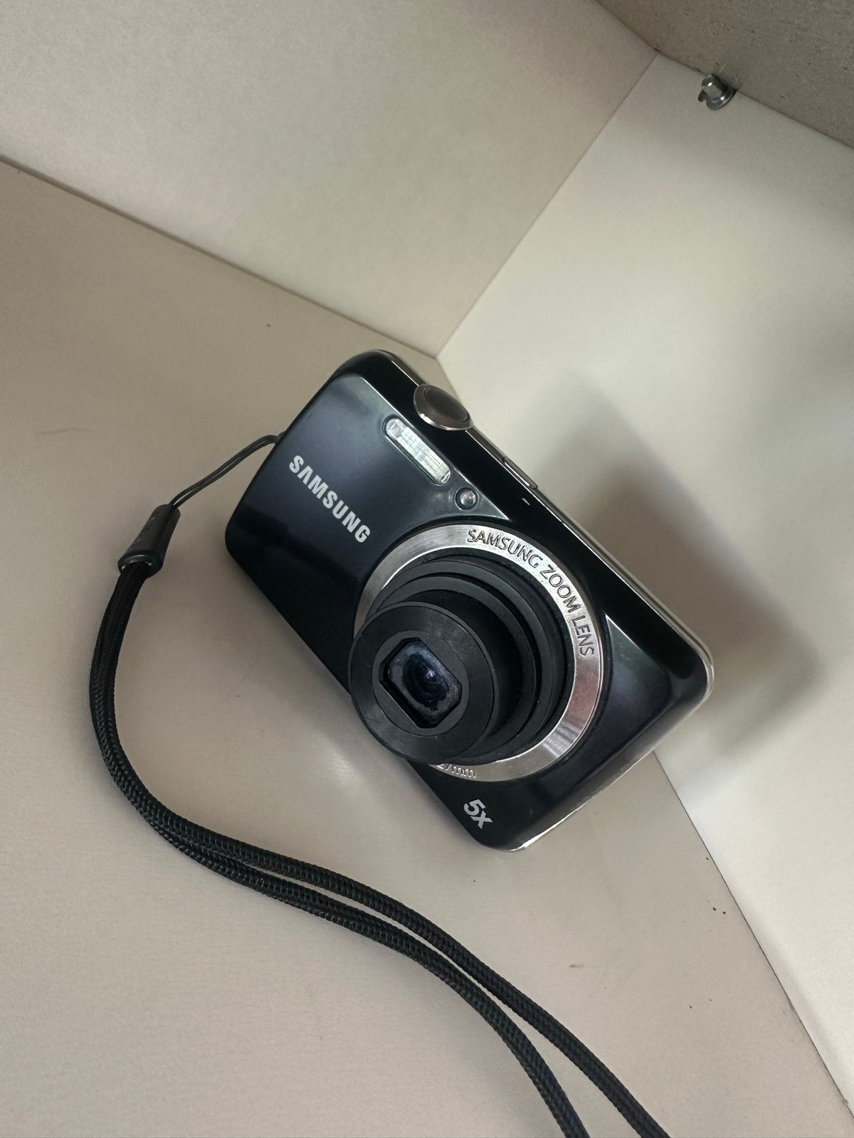 Samsung PL20 Compactcamera - Zwart, 5x Zoom, Audio, Tv en Foto, Ingebouwde flitser, Gebruikt, Ophalen of Verzenden, Compactcamera