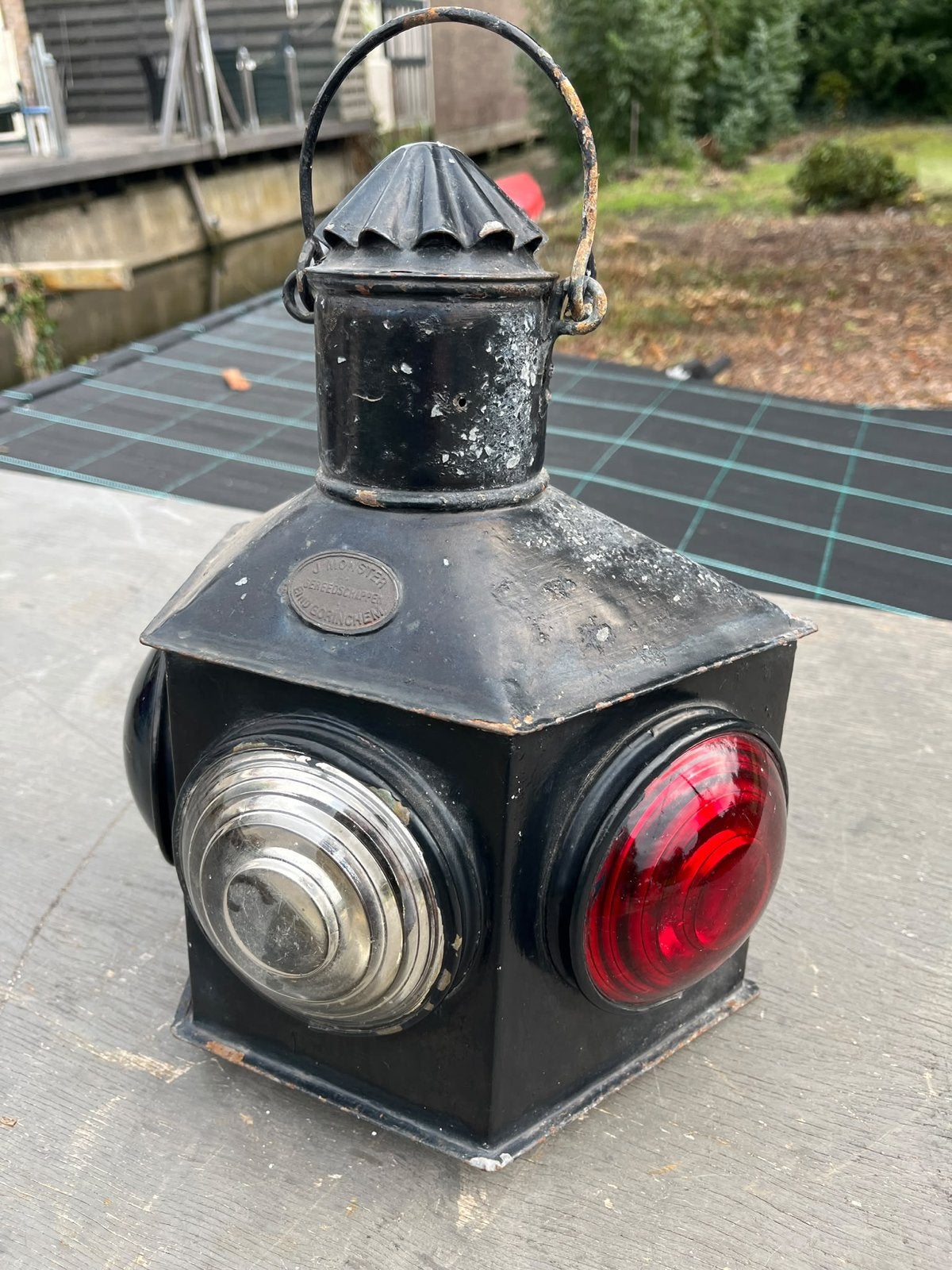 Antieke spoorweglamp / scheepslamp, Ophalen