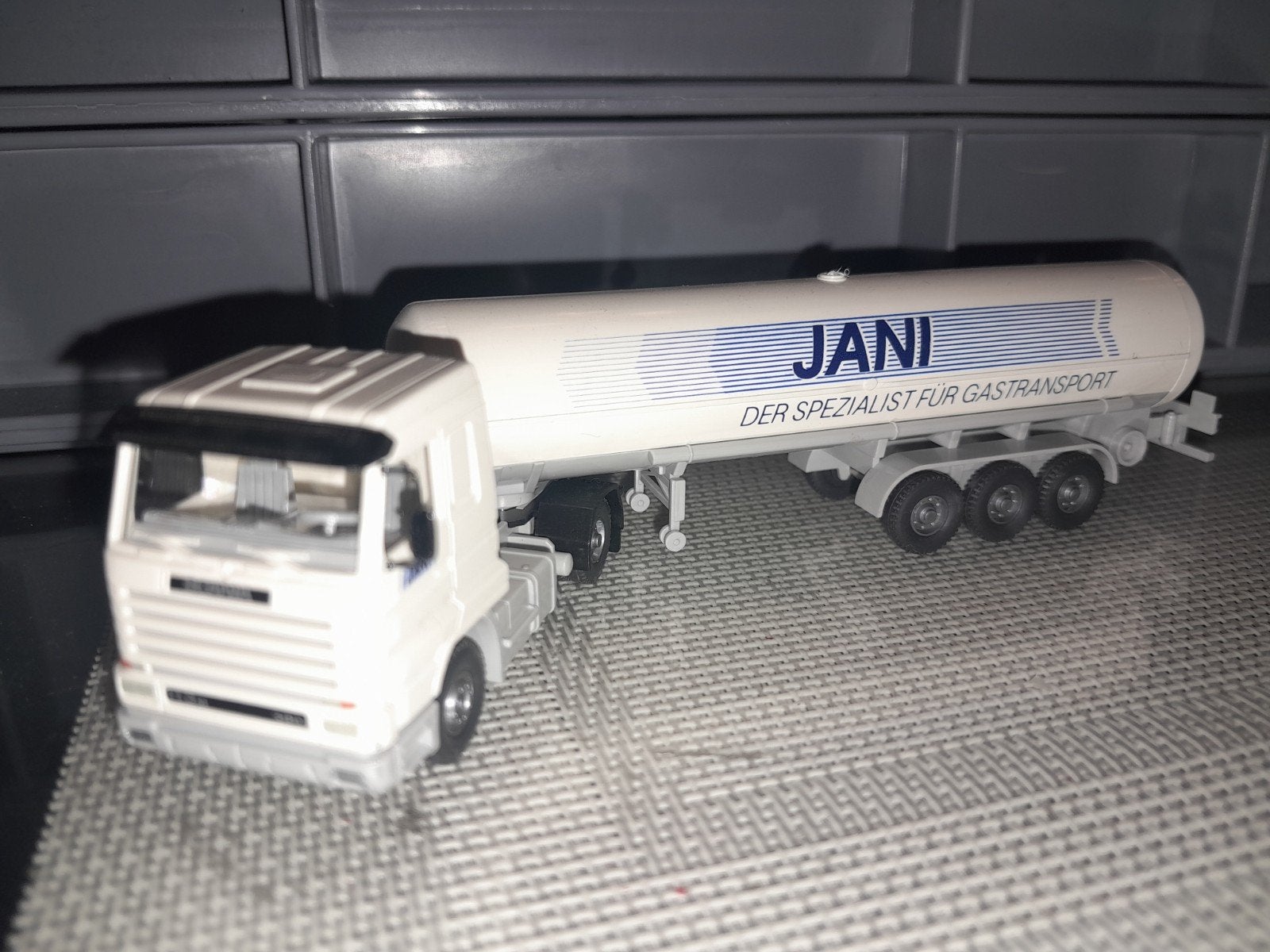 Tankwagens, Ophalen of Verzenden, Bus of Vrachtwagen