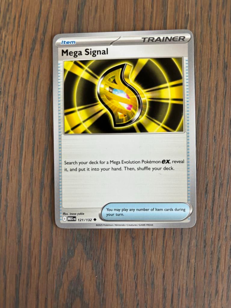 Pokémon TCG: Mega Signal Trainer Kaart (121/132), Ophalen of Verzenden, Zo goed als nieuw, Losse kaart