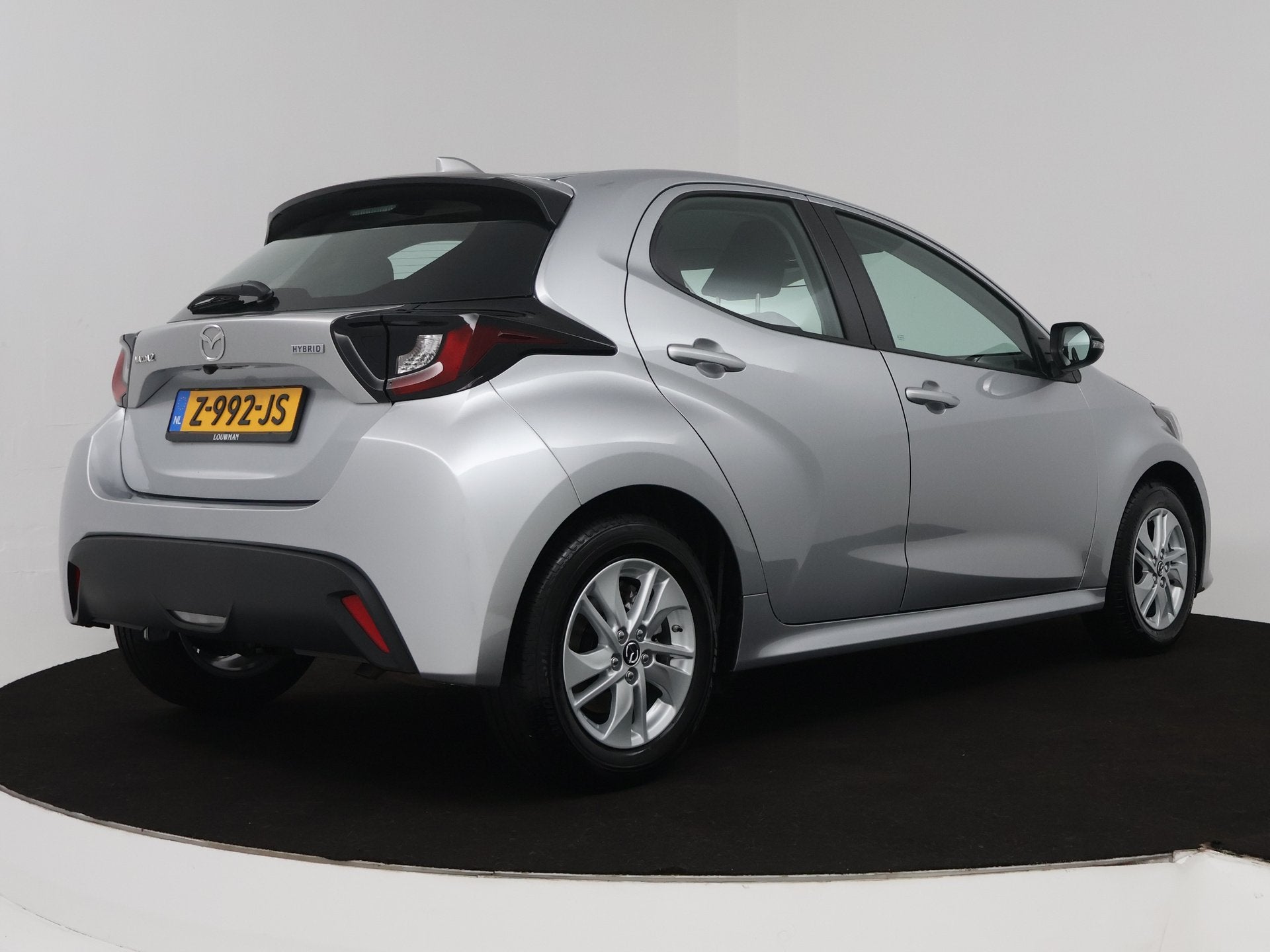 Mazda 2 Hybrid 1.5 Centre-line | RIJKLAAR INCLUSIEF AFLEVERP, Auto's, 12 maanden, Gebruikt, 49 €/maand, Bedrijf