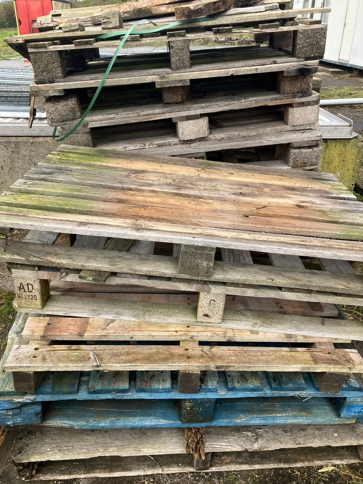 30 pallets voor kachelhout gratis op te halen, Tuin en Terras, Minder dan 3 m³, Ophalen