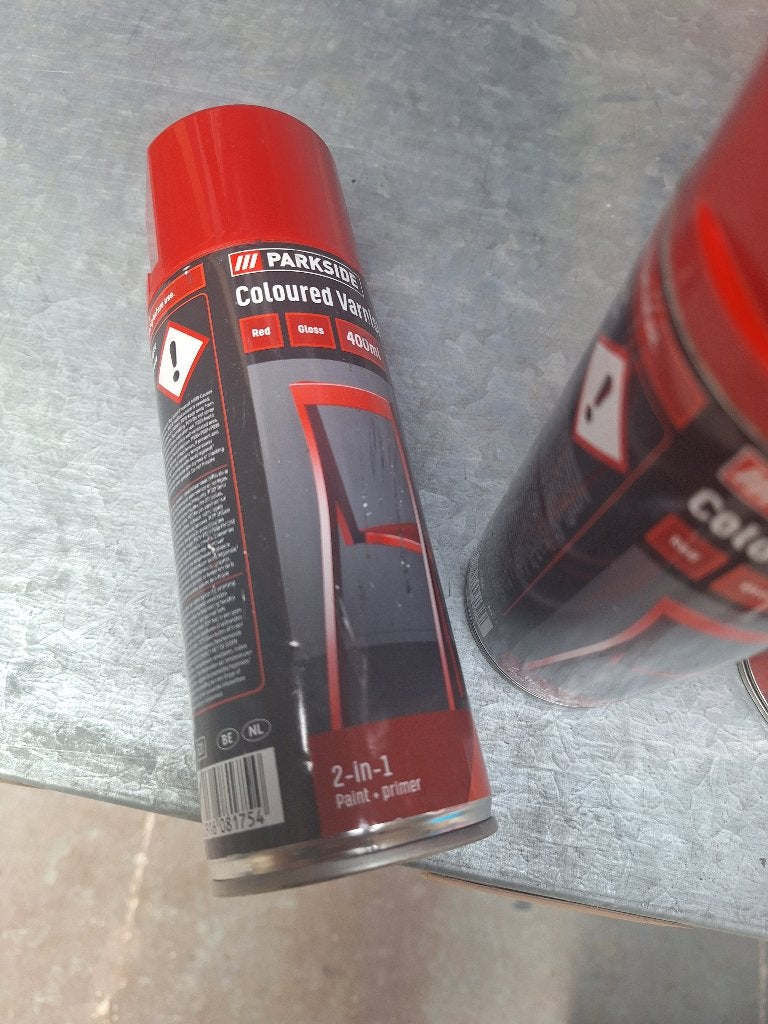 Spuitlak met primer rood, Ophalen, Nieuw, Rood, Lak