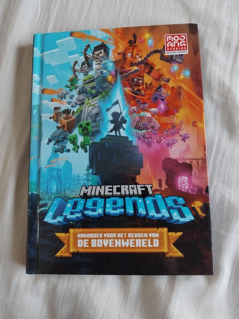 Minecraft Legends Handboek, Ophalen of Verzenden, Gelezen, Non-fictie