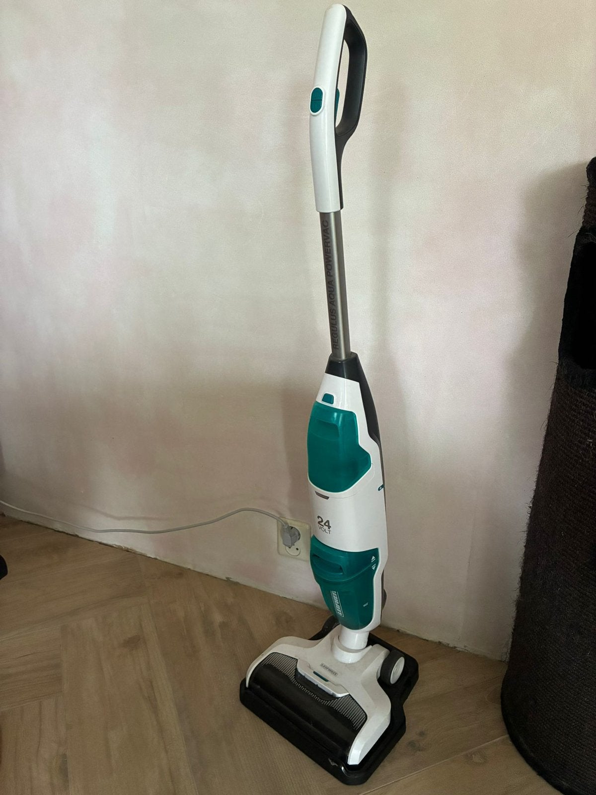 leifheit 24 volt regulus aqua powervac pro, Ophalen, Gebruikt